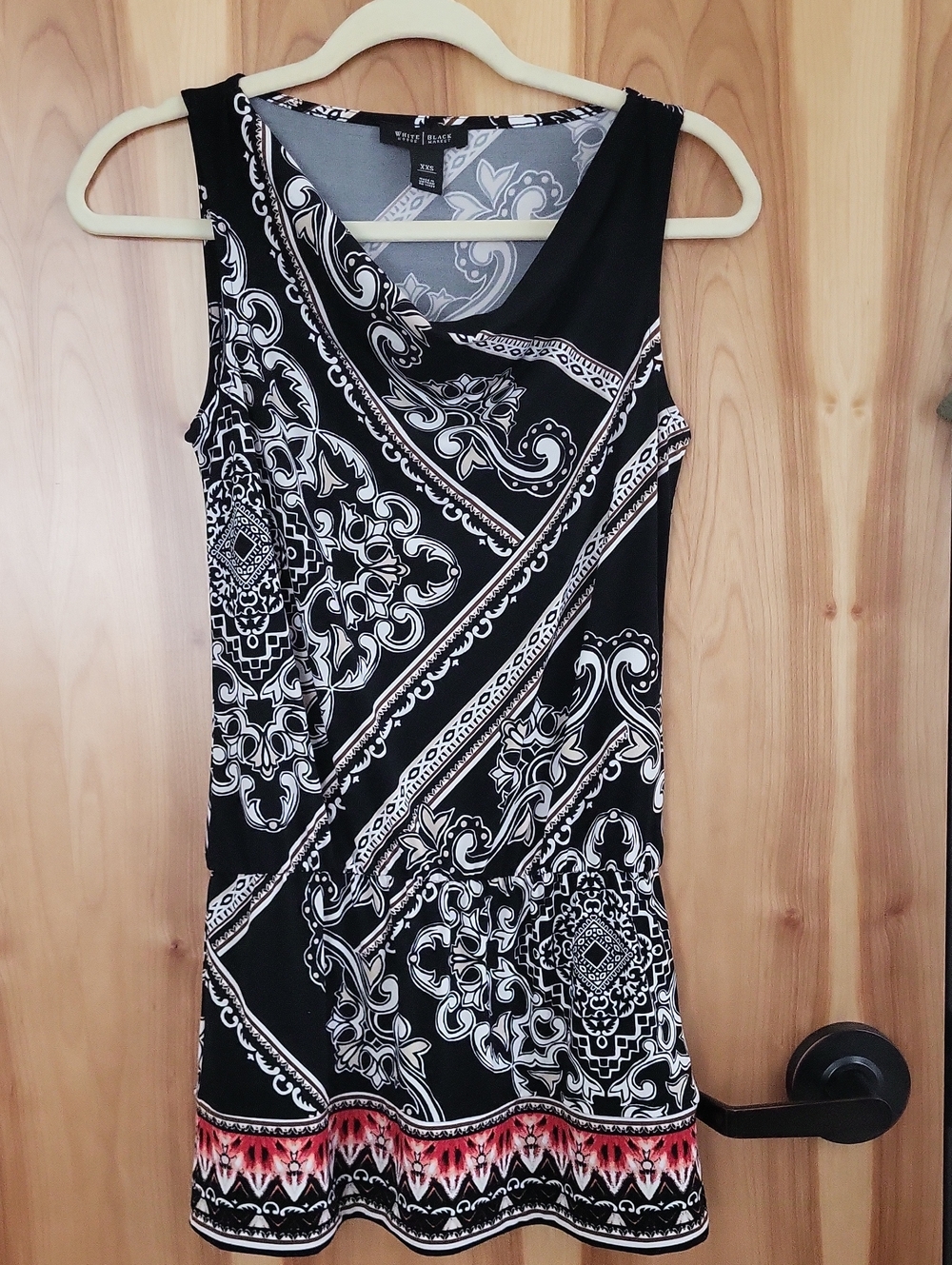 Black and White Printed Sleeveless Tank with Red Accent Hem